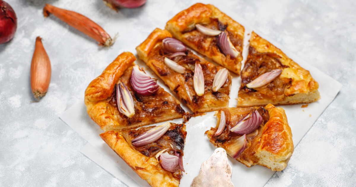 Le charme ensoleillé de la pissaladière