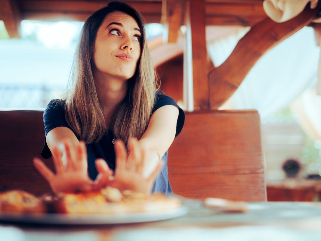 Pourquoi votre appétit diminue-t-il avec la chaleur ? Découvrez les raisons scientifiques