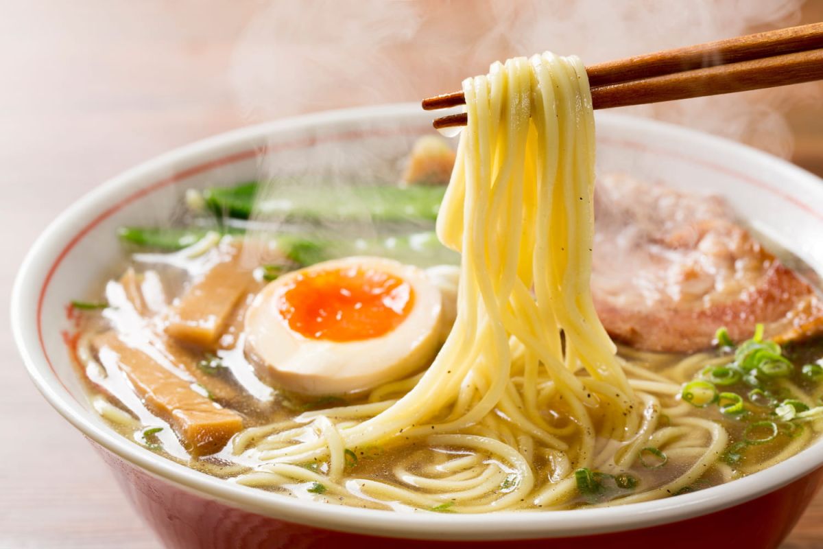 Préparez un ramen maison aussi délicieux qu'au restaurant en moins d'une heure