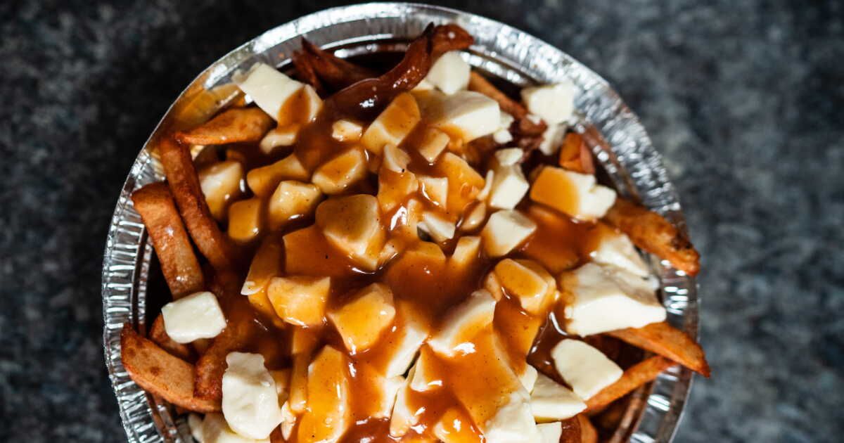 La recette de poutine québécoise de Cyril Lignac et Valérie Lemercier