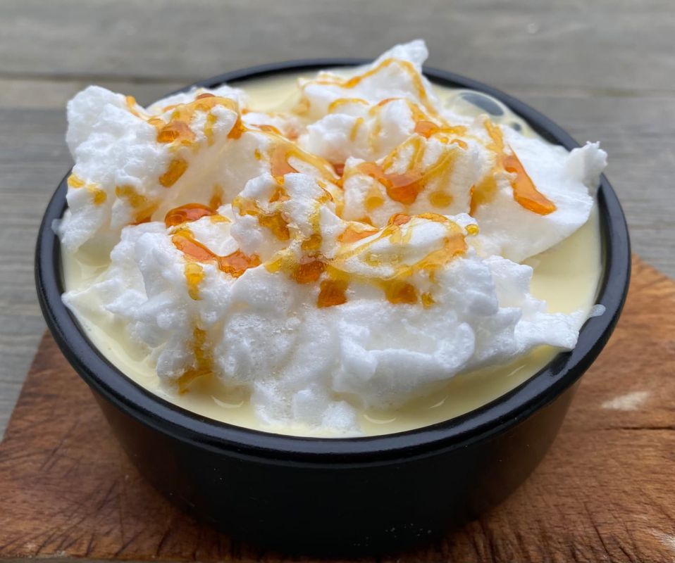 Une île flottante XXL de Philippe Etchebest : le dessert parfait pour vos repas en famille