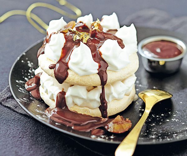 Vacherin glacé choco-marron : une douce tentation à réaliser chez soi