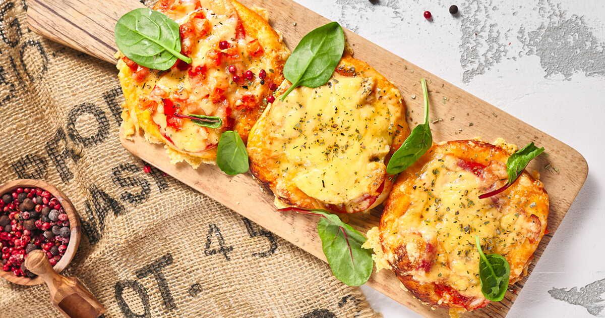 la recette irrésistible des pommes de terre tapées façon pizza pour épater vos invités