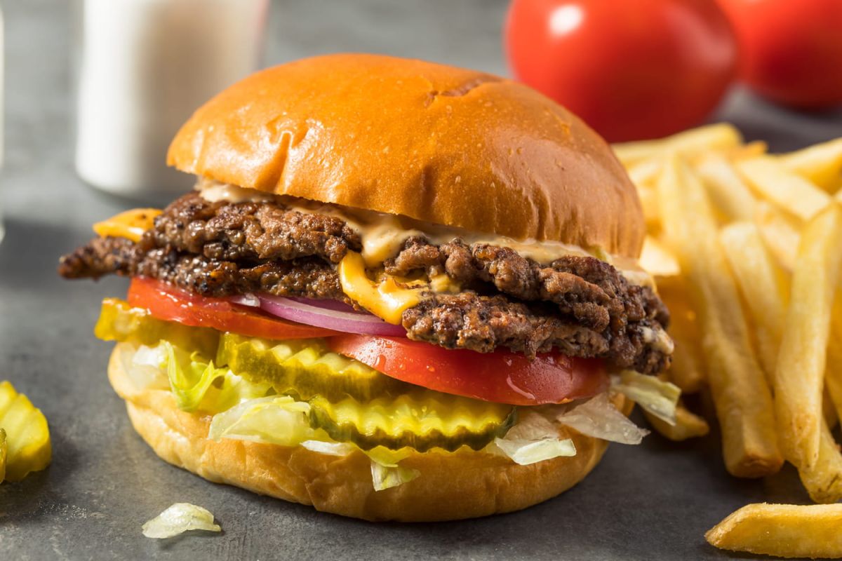 Découvrez le smash burger façon Cyril Lignac