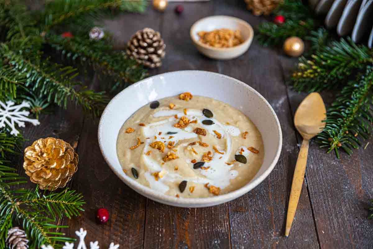 Savoureux velouté de chou-fleur aux châtaignes pour les fêtes