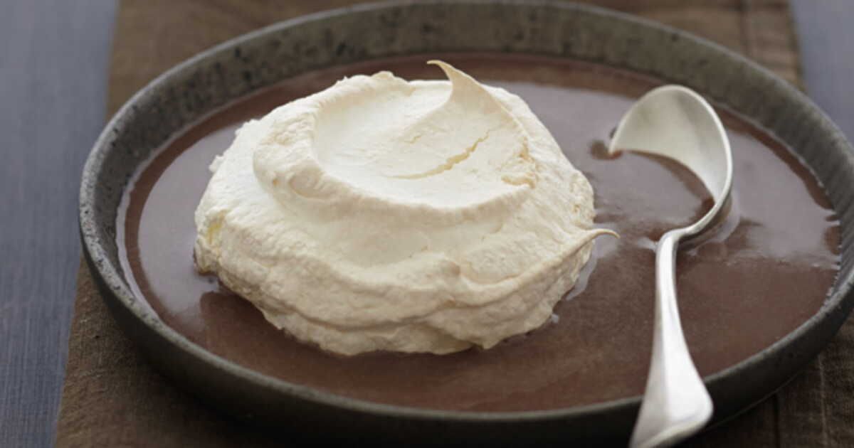 une île flottante au nutella pour un dessert irrésistible
