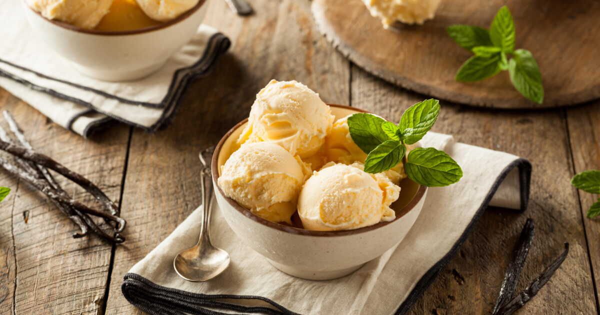 Succombez à la douceur d'une crème glacée vegan maison en 5 ingrédients