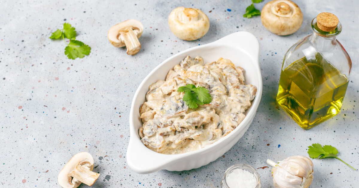 Une escalope de poulet gourmande aux champignons et son ingrédient secret