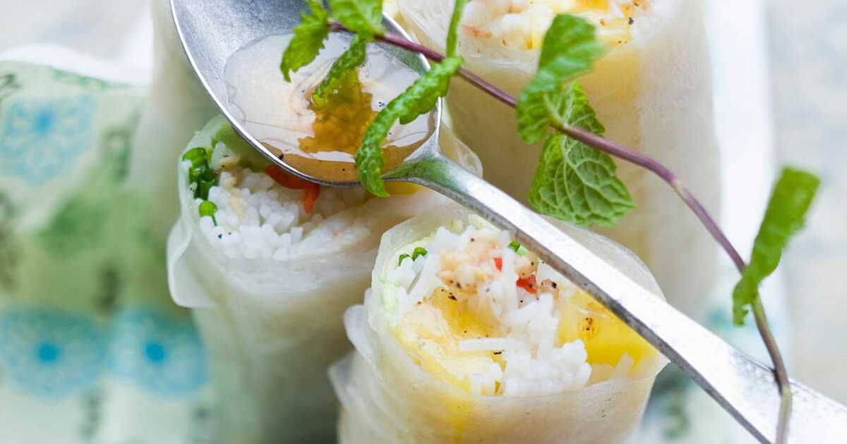 Délices printaniers : des rouleaux fruités aux crevettes à découvrir